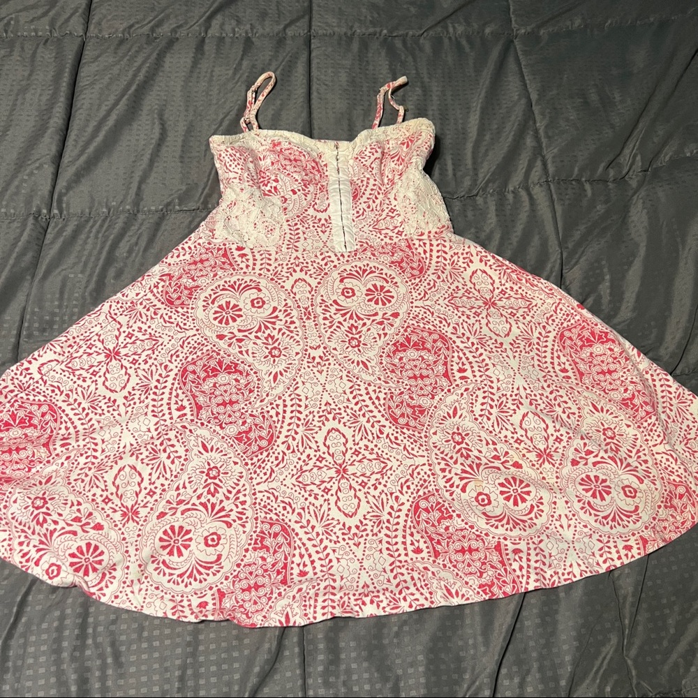 Aeropostale pink & white patterned summer dress size small